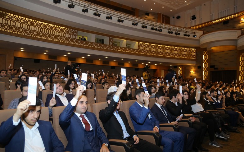 “İrəli”nin VI Hesabatı - Sədr seçildi - FOTOLAR