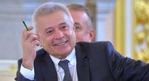 Vahid Ələkbərov sərvətini artırıb