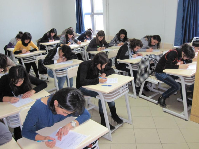 DİM-in imtahanlarında qadınların göstəriciləri daha yüksək olub