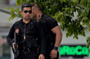 Bakıda Gülən tərəfdarı belə yaxalandı - FOTO