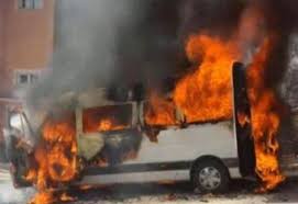 Lənkəranda mikroavtobus yandı