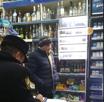 Şəkidə azyaşlılara siqaret və içki satanlar cərimələndi