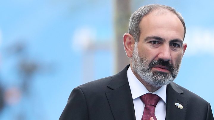 Paşinyan deputat mandatından imtina etdi