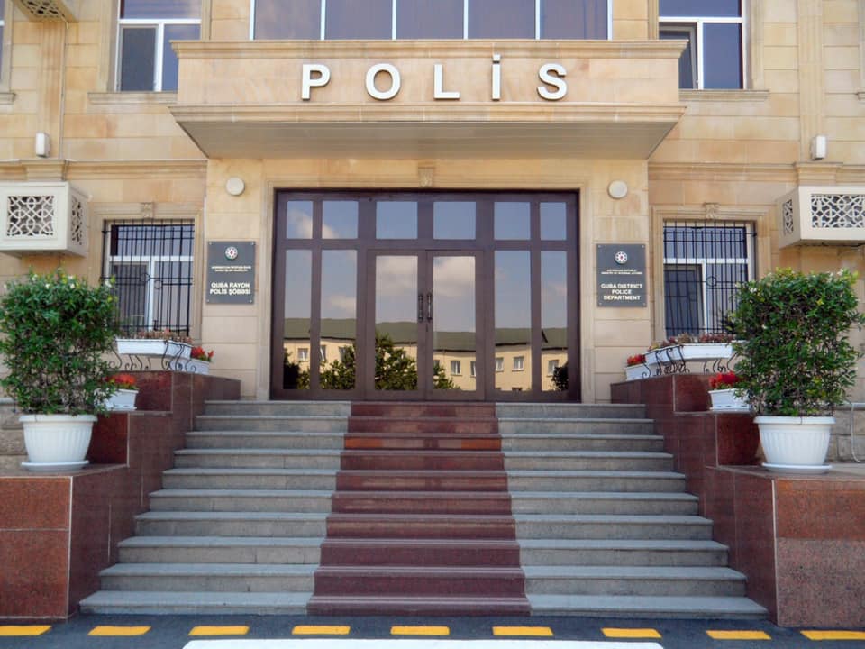 Çay kənarında narkotik gizlədən tutuldu