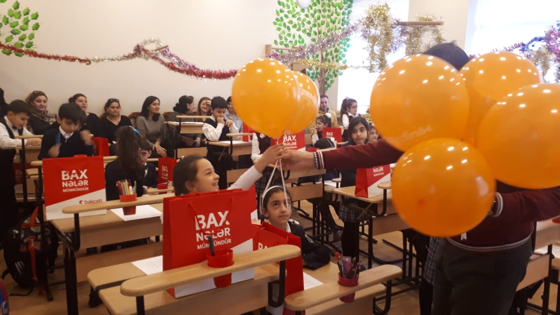 Bakcell məktəbliləri “İnternetdən təhlükəsiz istifadə” ilə tanış edir