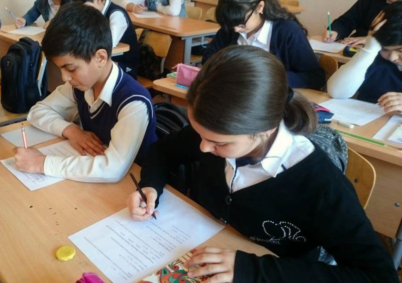Məktəblərdə 1-ci yarımil üzrə yekun qiymətləndirmə aparılır