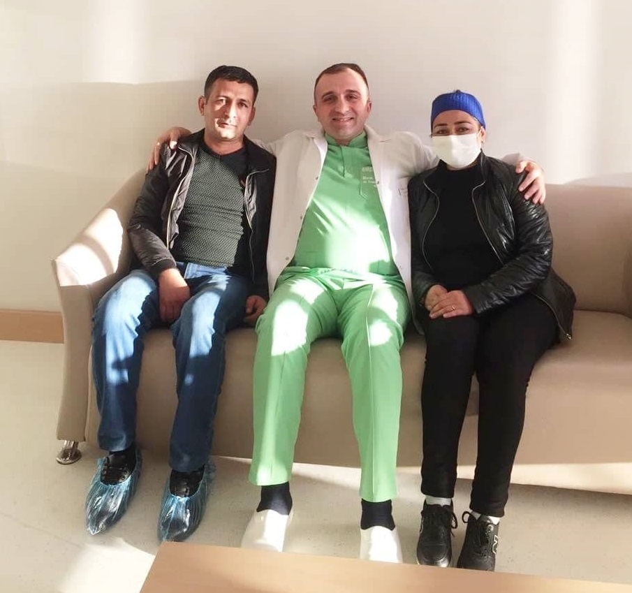 Azərbaycanda qardaş öz böyrəyini bacısına bağışladı - FOTO