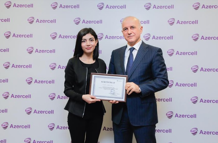 Bu il Azercell daha 25 tələbəni sevindirdi