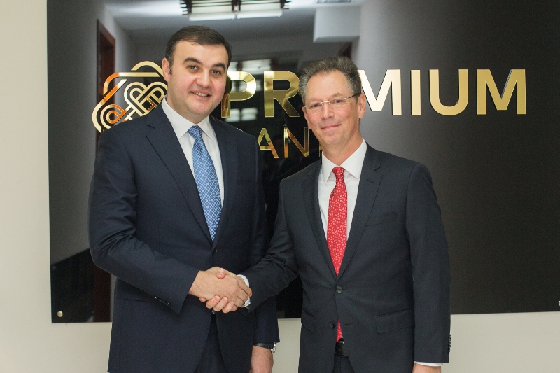 Bakcell Premium Bankla əməkdaşlıq memorandumu imzaladı