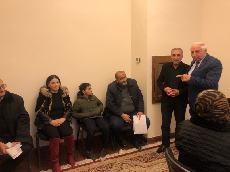 Hadi Rəcəbli 46 müraciəti araşdırdı   