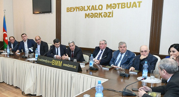 Jurnalist Elxan Salahovun “Qanlı kaha”sı təqdim olundu  