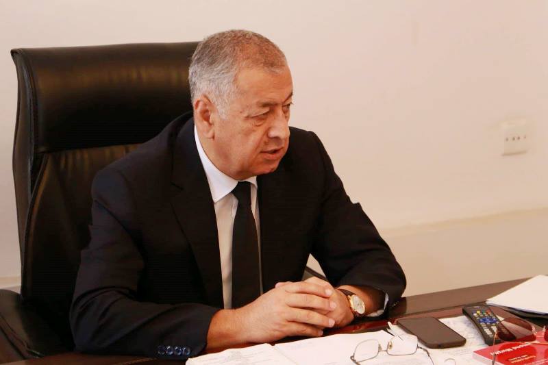 Deputat: “Məmurlar Prezidentdən və birinci xanımdan nümunə götürməlidirlər”