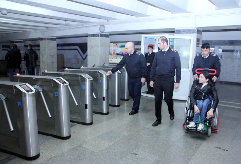 Bakı metrosunda əlillərlə bağlı yenilik edilir