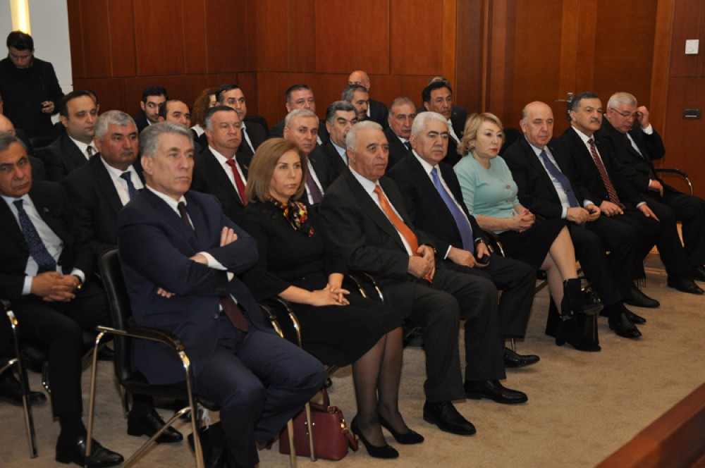 YAP öz deputatlarını qərargaha ÇAĞIRDI   