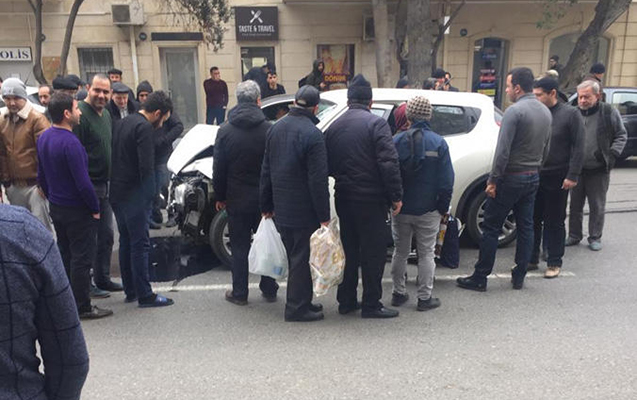 Bakıda qəza - Qadın sürücü özünü “Nissan”dan yola atdı
