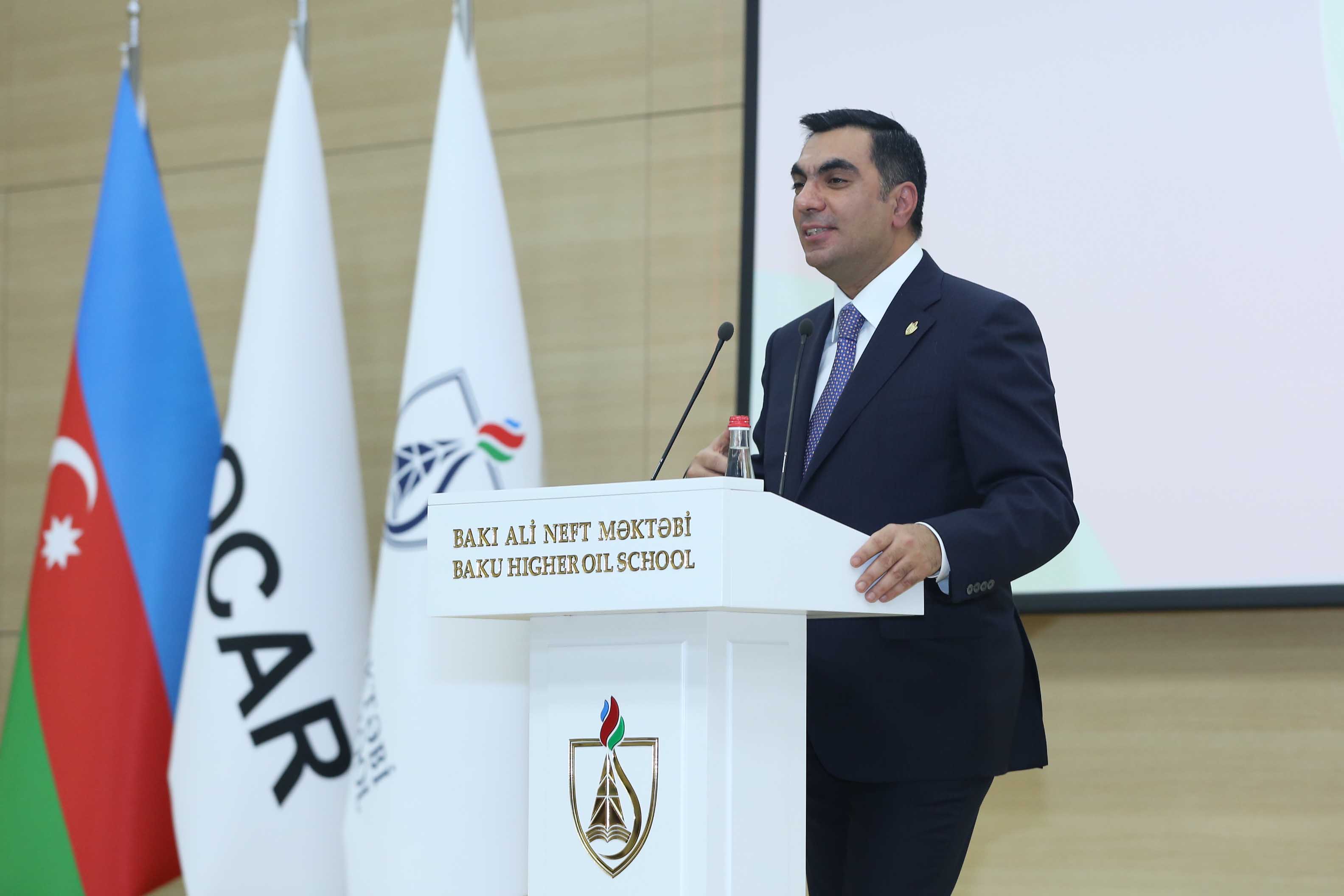 Bakı Ali Neft Məktəbi Gənclər Gününü qeyd etdi