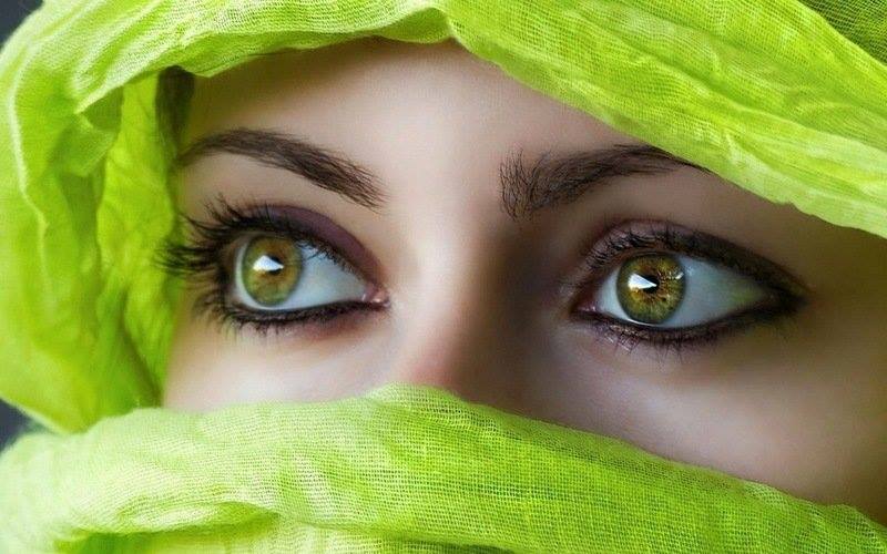 Alag&ouml;zl&uuml; Leyla - HEKAYƏ