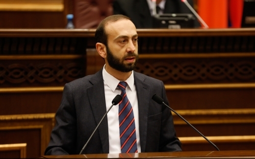 Ermənistan parlamentinin sədri Azərbaycana gəldi