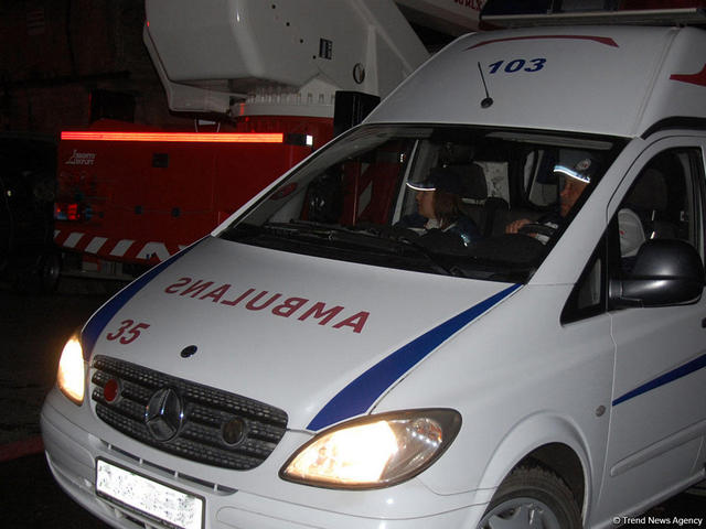 Bakıda marketin qarşısında 50-55 yaşlı kişinin meyiti tapılıb