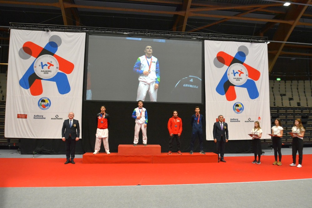 Azərbaycan karate&ccedil;iləri Avropa &ccedil;empionatında 3-c&uuml; qızıl medalı qazandı