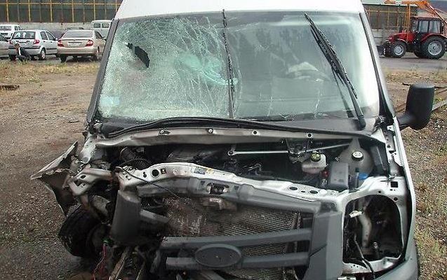 Mikroavtobus &ldquo;KamAZ&rdquo;la toqquşdu&nbsp;- 4 yaşlı uşaq &ouml;ld&uuml;