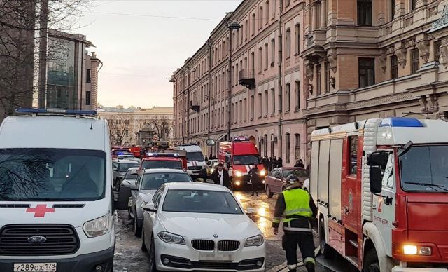 Rusiyada universitet binası uçdu: 21 tələbə dağıntılar altında - VİDEO