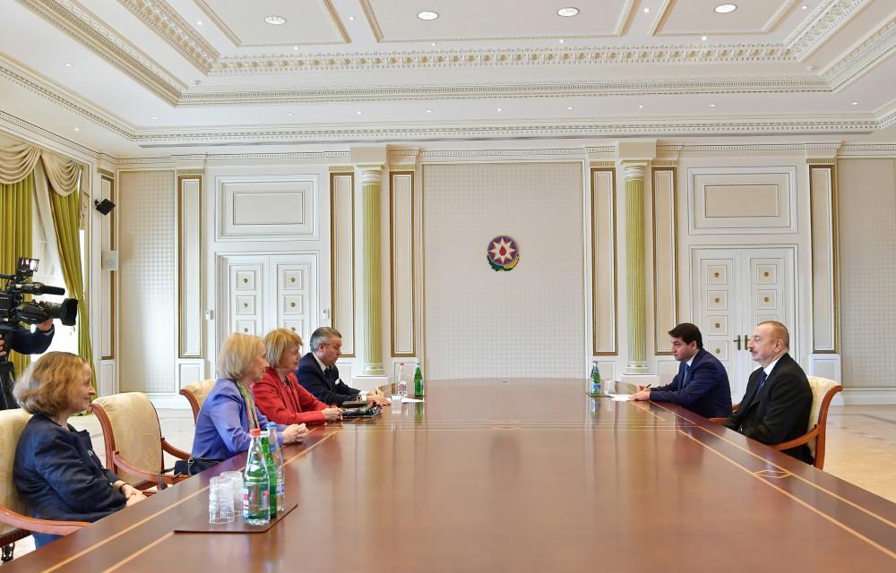 İlham Əliyev B&ouml;y&uuml;k Britaniya Baş nazirinin ticarət el&ccedil;isini qəbul edib  &nbsp;
