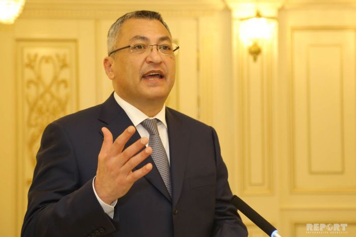 R&ouml;vşən Rzayev Bayılda k&ouml;&ccedil;k&uuml;nlərlə kompensasiya barədə danışmayıb - RƏSMİ