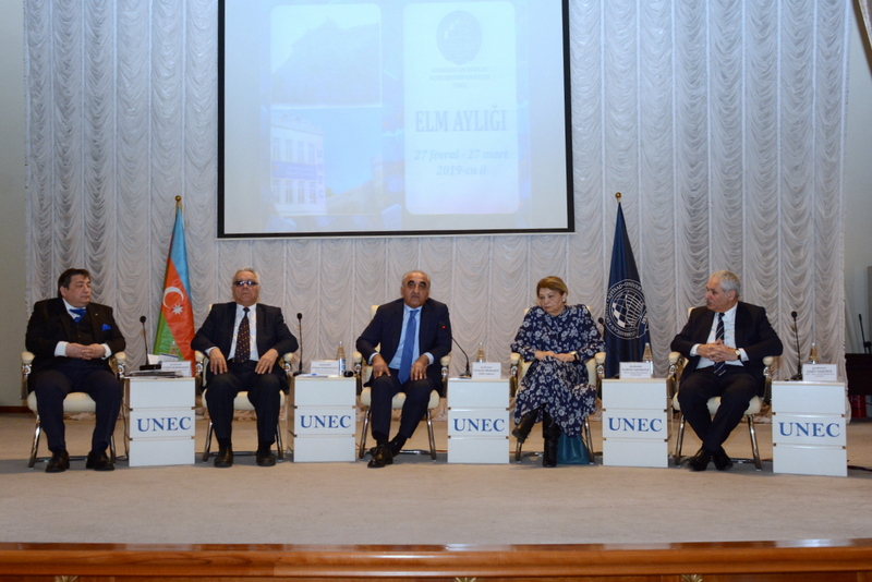 UNEC-də &ldquo;Elm aylığı&rdquo; start g&ouml;t&uuml;r&uuml;r