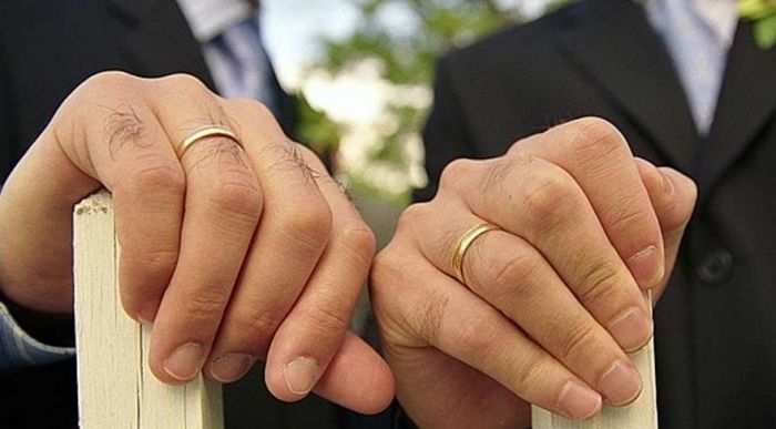 Fransada 40 min homoseksual evlənib