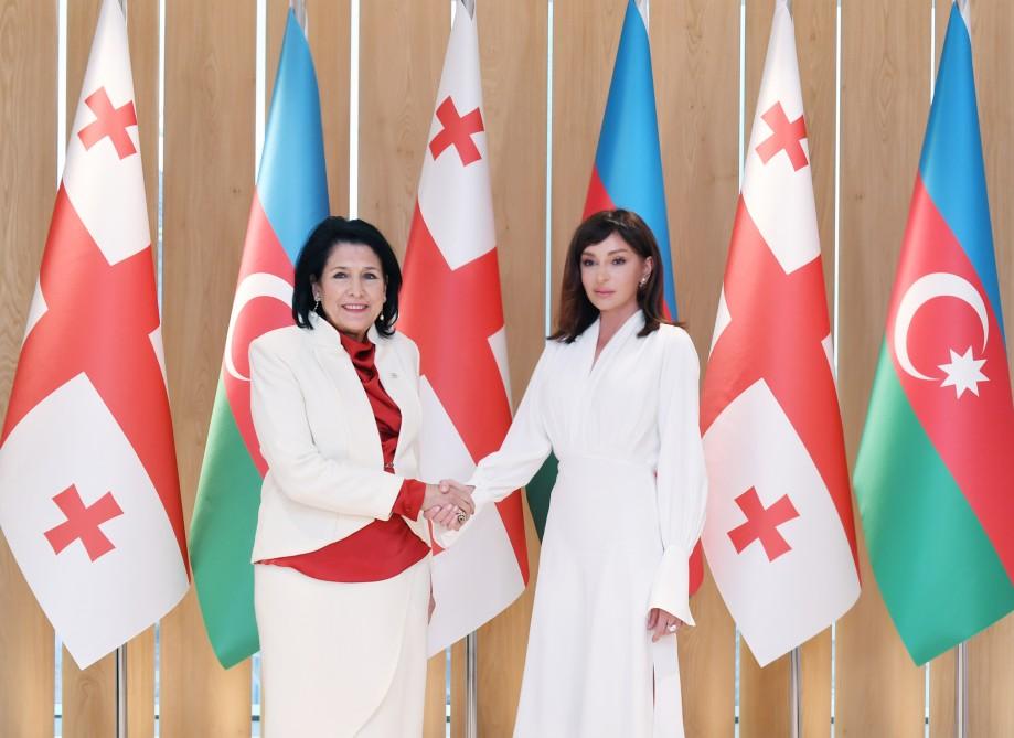 Mehriban Əliyeva Gürcüstanın Prezidenti ilə görüşüb - FOTO