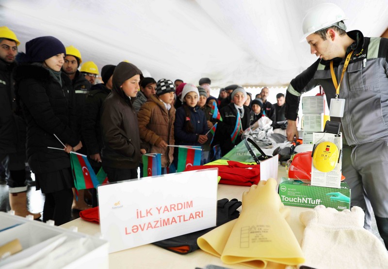&ldquo;AzerGold&rdquo; M&uuml;lki M&uuml;dafiə G&uuml;n&uuml; m&uuml;nasibətilə maarifləndirici tədbir ke&ccedil;irib