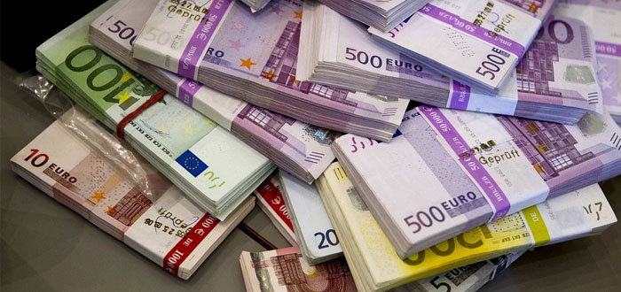 Neft Fondu bir ildə 50 milyard avro itirdi