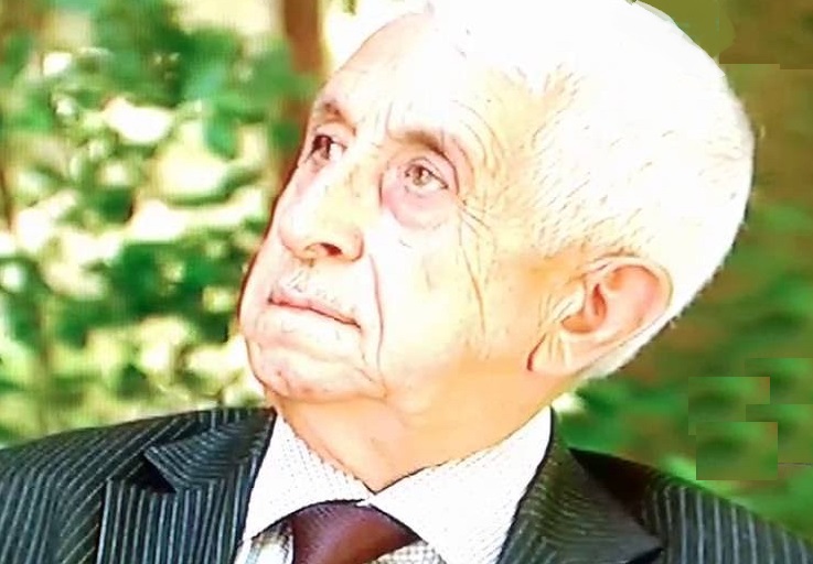 Azərbaycanda yazıçı qəfil ürək tutmasından öldü  