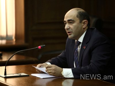 Ermənistan hakimiyyəti konstitusiyanı 2 dəfə pozub