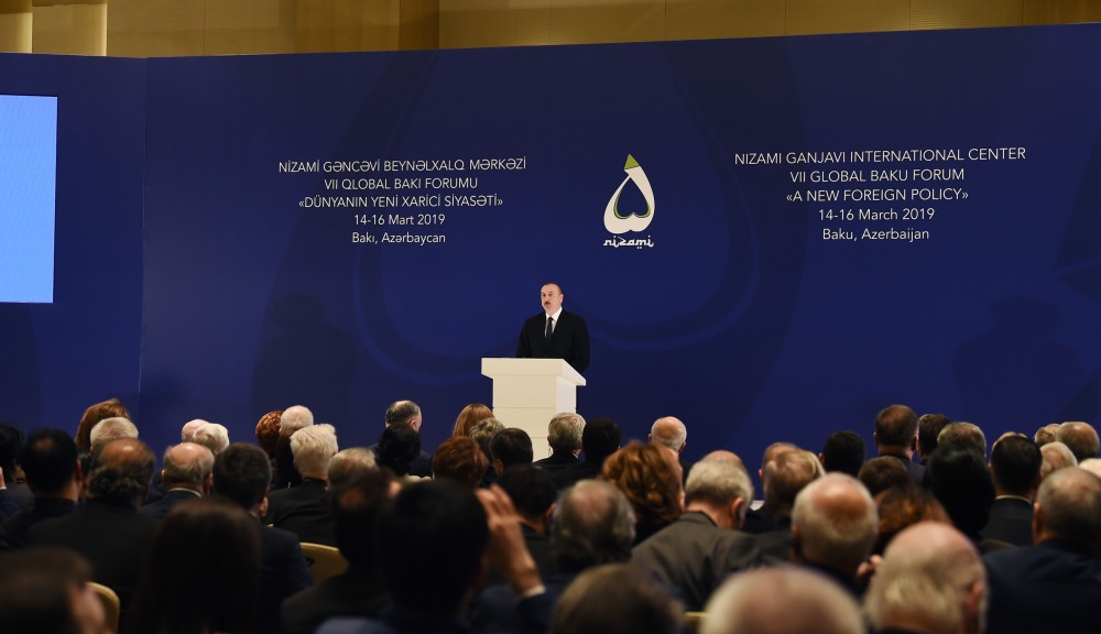 İlham Əliyev VII Qlobal Bakı Forumunda çıxış etdi - YENİLƏNİB   