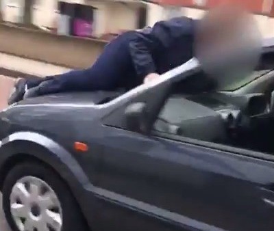 Londonda məscidin yaxınlığında m&uuml;səlmanlara h&uuml;cum oldu - VİDEO