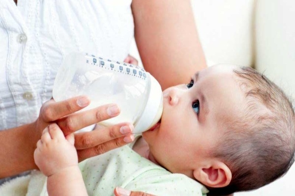 Yeni doğulan uşaqlara görə 200 manat veriləcək