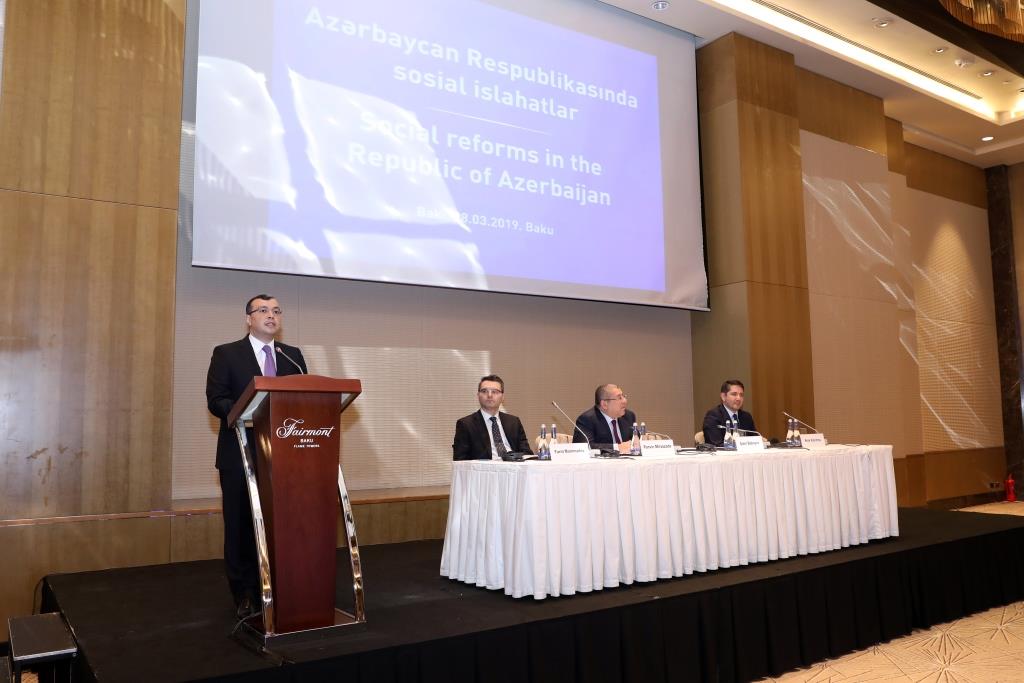 Nazir Bakıdakı diplomatlara&nbsp;islahatlardan danışdı