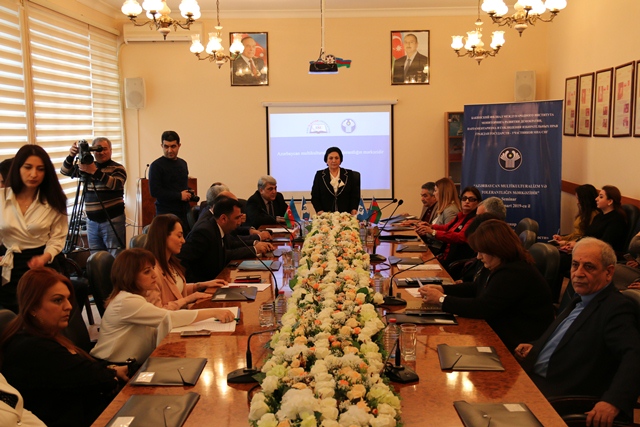 Bakı Slavyan Universitetində multikulturalizm müzakirə olundu - FOTO