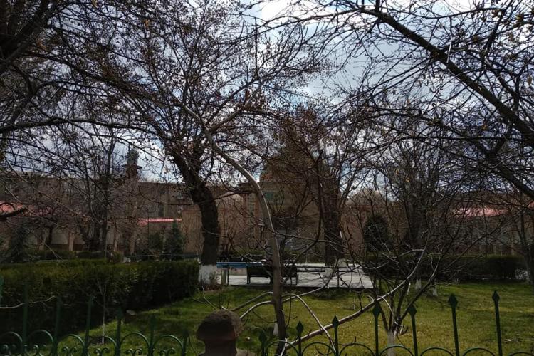 Azərbaycanlı deputat İrəvanda Göy məscidi ziyarət etdi - FOTO