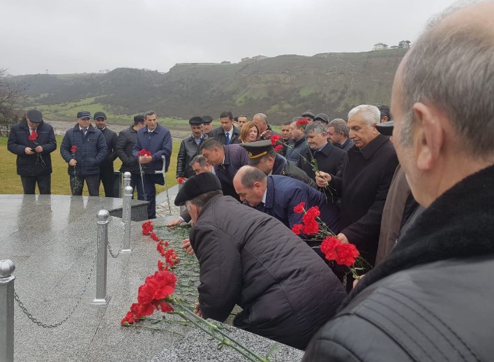 Qarabağ qaziləri soyqırım qurbanlarını andı