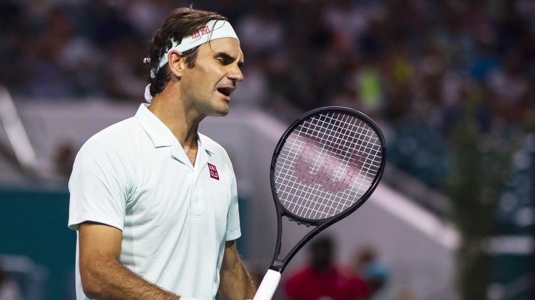 Qocalmaq bilməyən Federer 101-ci &ccedil;empionluğunu qazandı