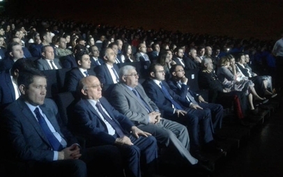 Aprel şəhidlərin adına hazırlanan markalar onların ailə üzvlərinə təqdim olundu
