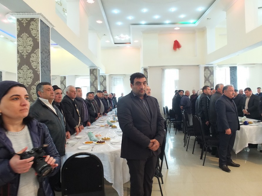 Fuad Muradov Heydər Əliyev Fondunun hədiyyəsini Gürcüstan azərbaycanlılarına verdi   