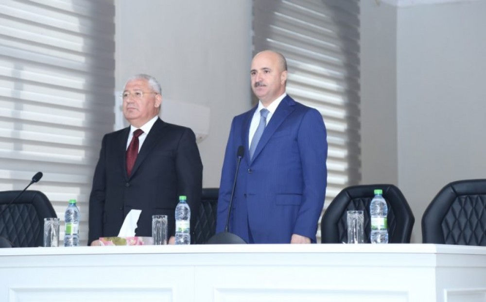 Heydər Əsədov&nbsp;kollektivə təqdim olundu - FOTO