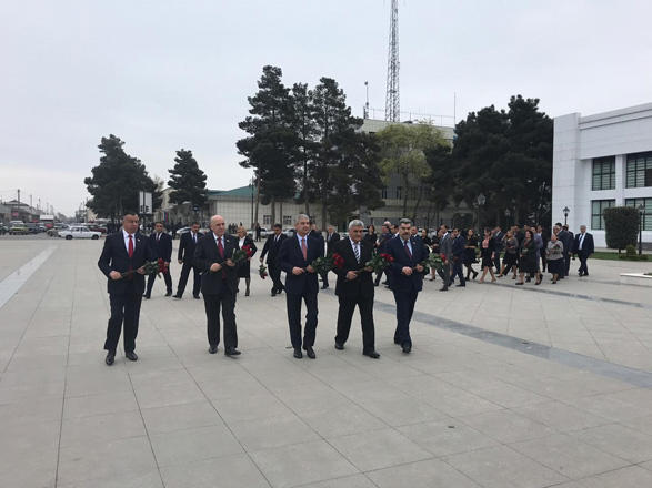 Əli Əhmədov Sabirabadda müşavirə keçirir