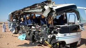 Avtobus qəzasında 19 nəfər öldü 
