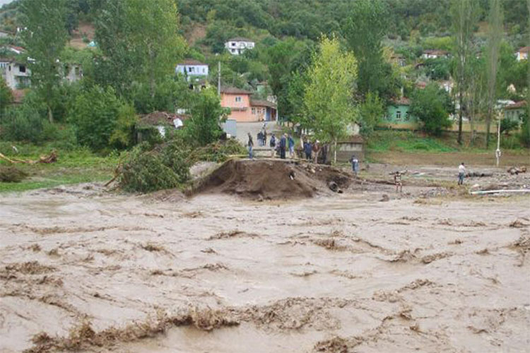 Bəzi dağ çaylarında daşqın gözlənilir - Nazirlik