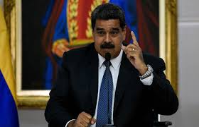Maduro danışıqlar masasına əyləşir